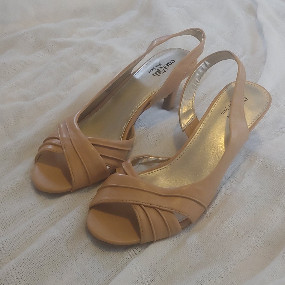 East 5th Nude Heels